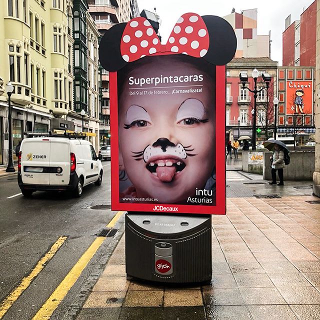 Street Furniture Of Ooh Advertising From Jcdecaux